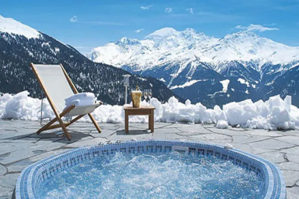 luxury-ski-chalets-large.jpg