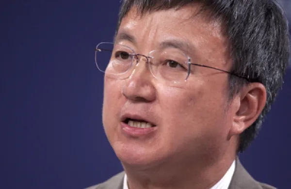 min-zhu-large.jpg