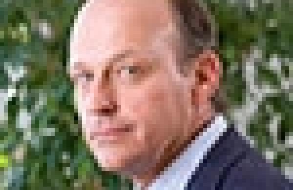 scott-fearon-author-photo-thumbnail1.JPG
