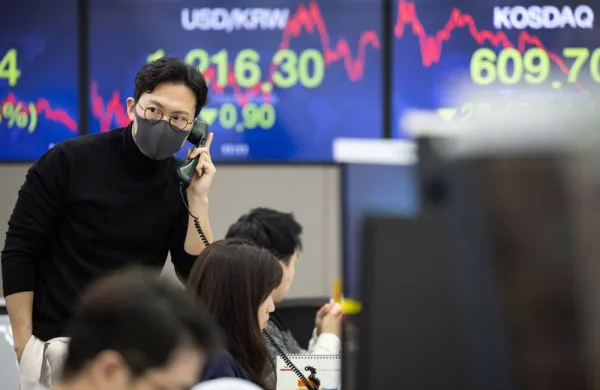 (SeongJoon Cho/Bloomberg)