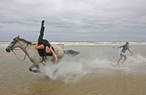 surfing-tricks-large.jpg