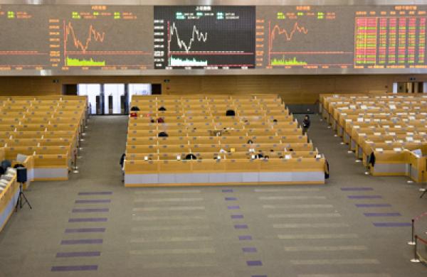 trading-floor-big.jpg