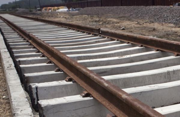 train-tracks-large.jpg