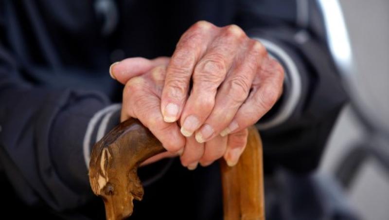 2014-01-frances-denmark-corporate-pensions-funding-large.jpg