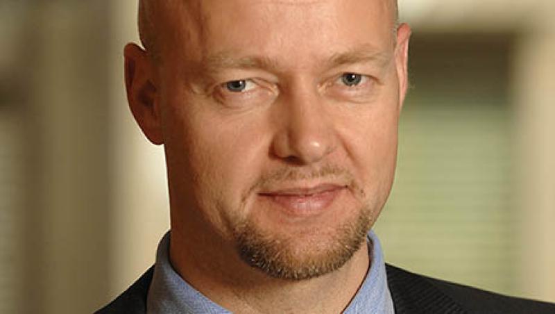 2014-02-sarfraz-thind-yngve-slyngstad-norway-oil-fund-large.jpg