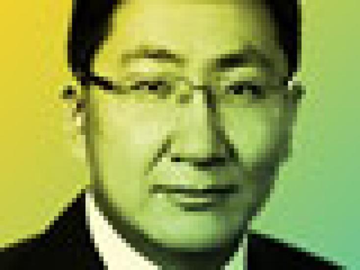 2014-05-tom-johnson-all-asia-research-team-hanzhi-ding-small.jpg