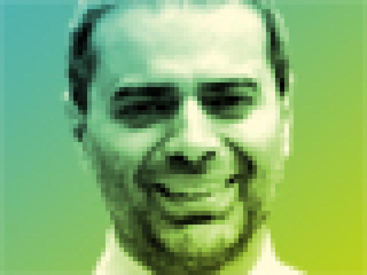 2014-07-tom-johnson-emerging-emea-research-team-karen-kostanian-small.jpg