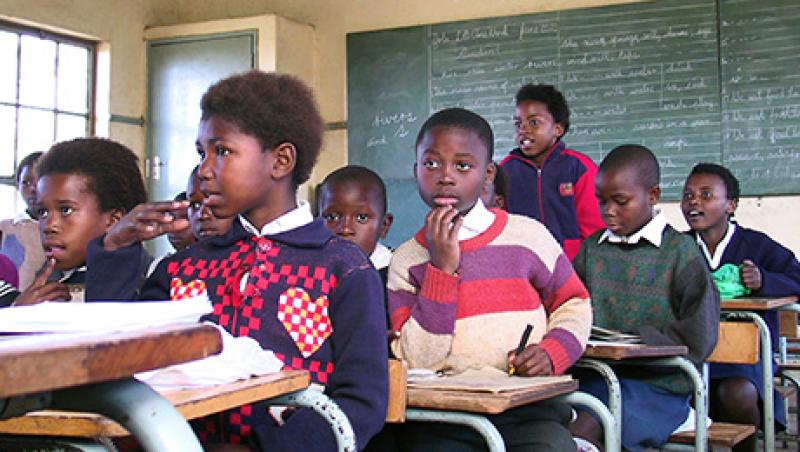 2014-09-david-turner-public-service-africa-education-lg.jpg