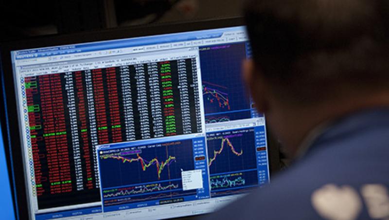 U.S. Stocks Decline Amid Europe Concerns U.S. Stocks Decline Amid Europe Concerns