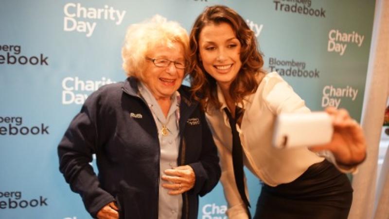 2014-11-szustek-dr-ruth-bridget-moynahan-large.jpg