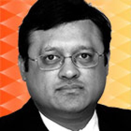 2014-11-tom-johnson-all-india-research-team-sanjeev-prasad.jpg