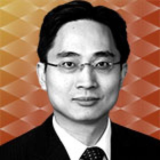 2014-12-tom-johnson-all-china-research-team-cheong-ga-karl-choi.jpg