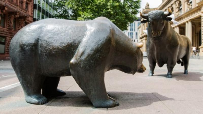 2015-01-russia-cornered-bear-frankfurt-stock-market-large.jpg
