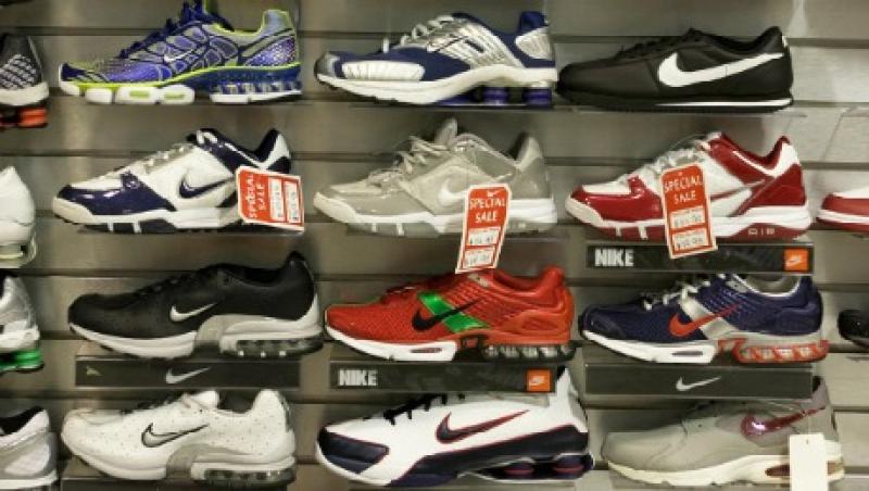 2015-03-da-nike-large.jpg