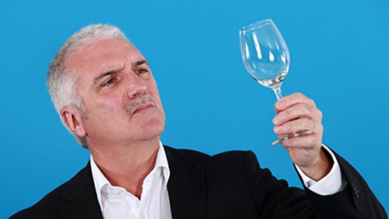 2015-06-gmtl-blackrock-skeptic-economy-glass-wine-large.jpg