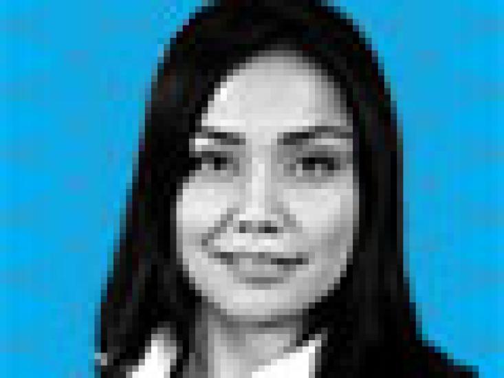 2015-07-tom-johnson-latin-american-research-team-nicole-hirakawa-small.jpg