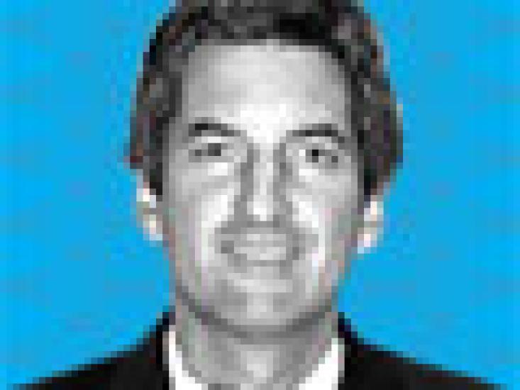 2015-07-tom-johnson-latin-american-research-team-ricardo-cavanagh-small.jpg