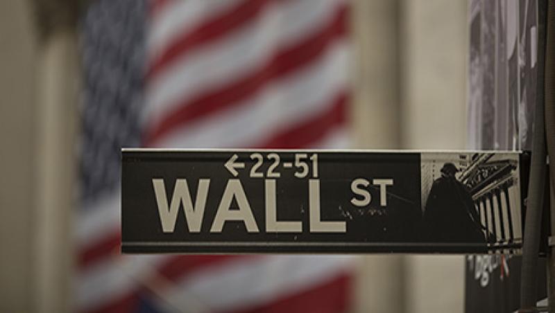 Outside The NYSE As U.S. Stocks Decline, Jobs Report Brings Little Clarity on Fed Outside The NYSE As U.S. Stocks Decline, Jobs Report Brings Little Clarity on Fed