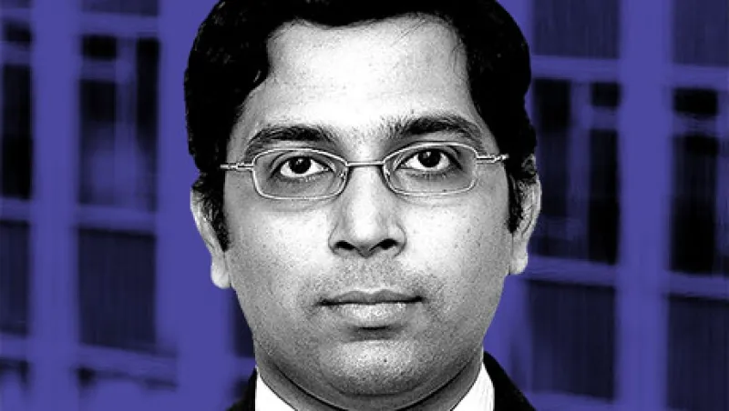 2015-11-tom-johnson-res-all-india-research-team-analysts-manoj-menon-large.jpeg