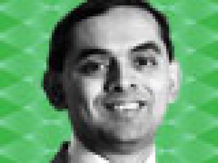 2016-02-tom-johnson-all-europe-research-team-sandeep-deshpande-small.jpg