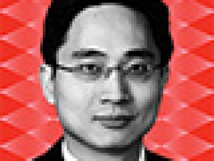 2016-05-tom-johnson-all-asia-research-team-cheong-ga-karl-choi-small.jpg