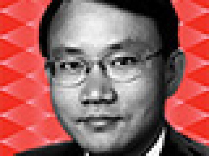 2016-05-tom-johnson-all-asia-research-team-david-cui-small.jpg