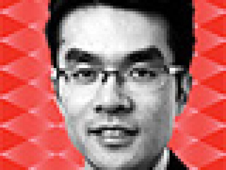 2016-05-tom-johnson-all-asia-research-team-tat-wai-darwin-lam-small.jpg