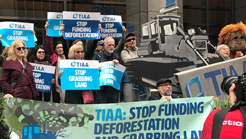 2017-04-alicia-mcelhaney-tiaa-protest-large.jpg