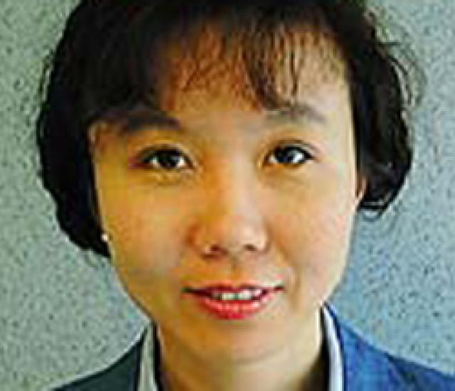250x215-winifred-jiau.jpg