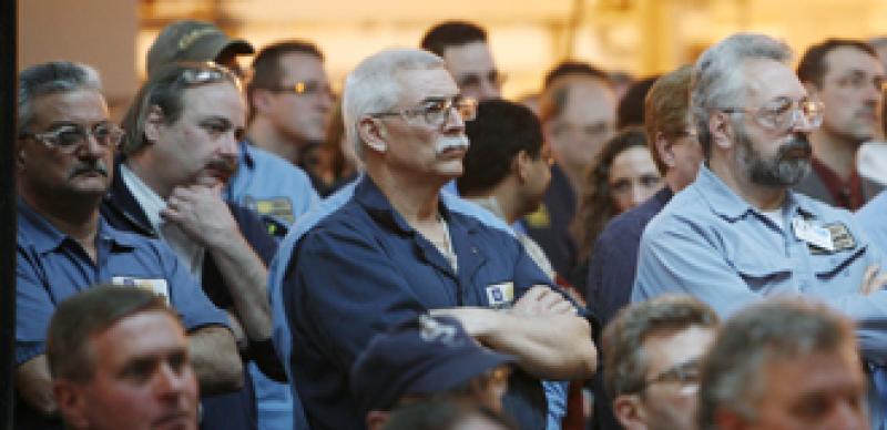 330x160-auto-workers.jpg