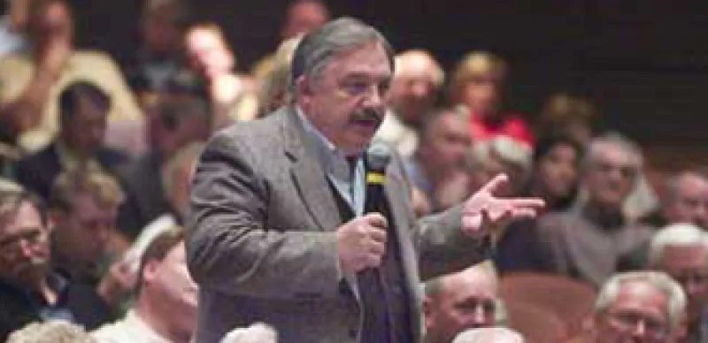 330x160-shareholder-activis.jpg