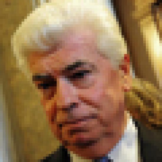Senator Christopher Dodd,D-CT,talks to r Senator Christopher Dodd,D-CT,talks to r