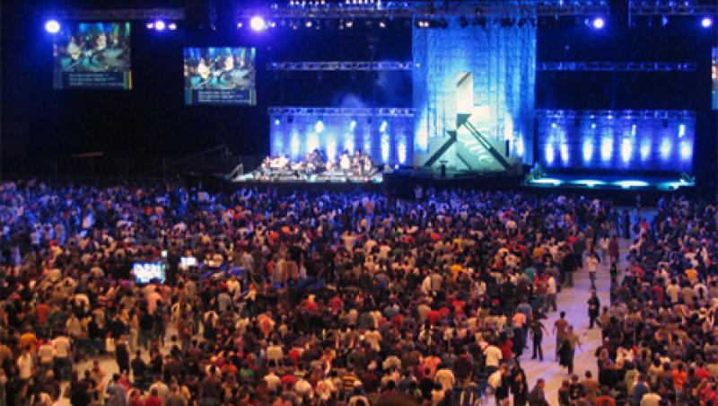 big-crowd-large.jpg
