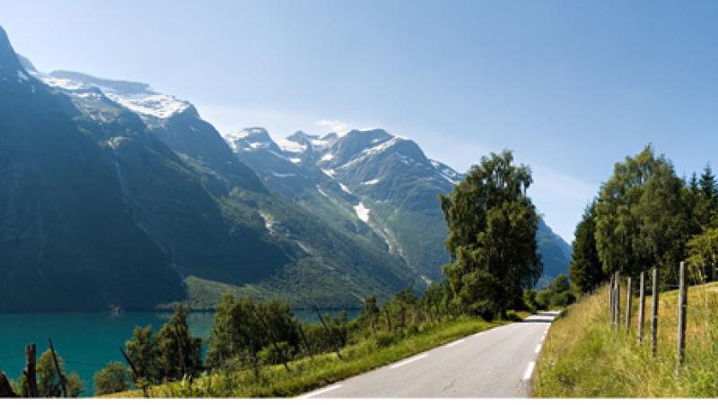 lodalenpano-large.jpg