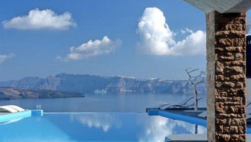 santorini-large.jpg