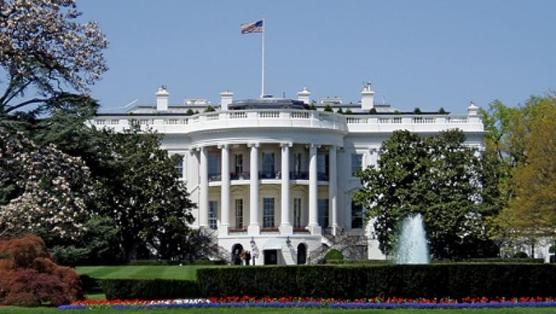 whitehousebig.jpg